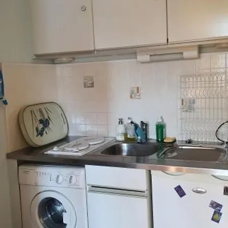 Maisonnette 4 Pers Proche Plage Avec Cour, Parking Prive, Animaux Admis Sur Demande - Fr-1-476-151 بيت للعطل